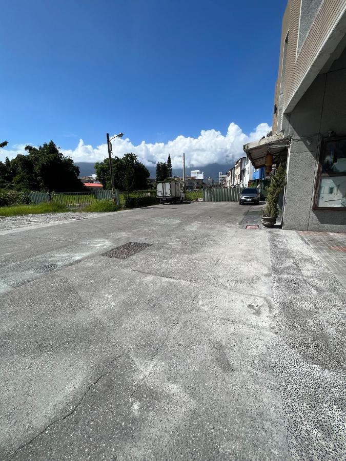 Charming Motel Hualien Eksteriør billede